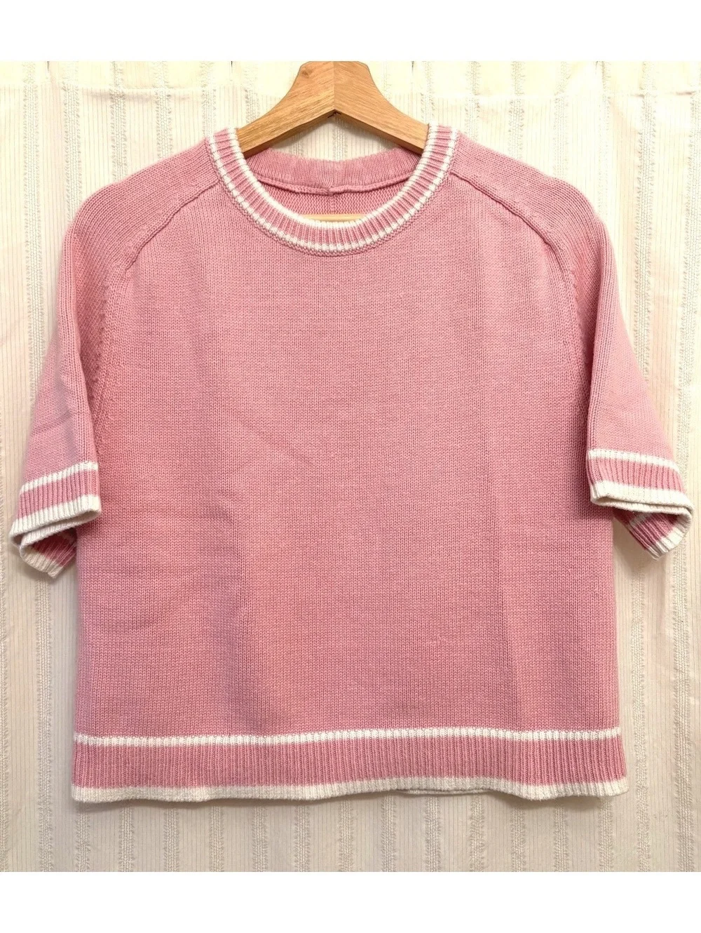 Abercrombie & Fitch Pink Short Sleeve Knit Sweater Size M #feminine #sporty